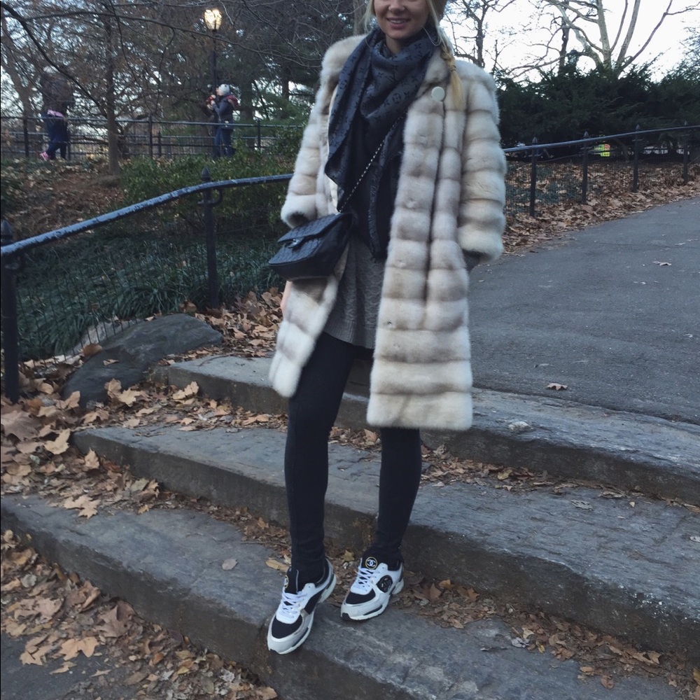 ✅SOLD✅Mink fur coat 100% genuine